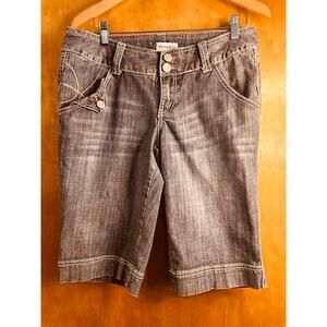 Venezia Denim Women's Long Shorts Designs and Double Button Shorts Size 14